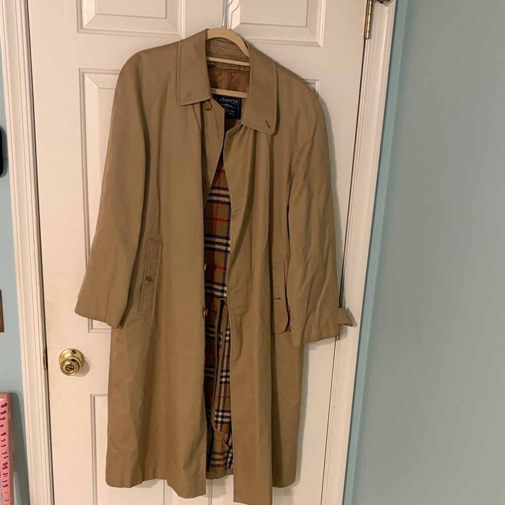 Burberry Beige Coat with Iconic Plaid